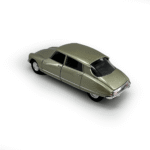 Златен Citroen ајкула DS 23 1973 од Welly MK