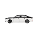 BMW i7 xDrive60 Alpine White/Black Sapphire 2024 (LHD) Mini GT Makedonija